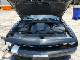 Dodge Challenger R/T 5.7L HEMI| 8ZF, снимка 11