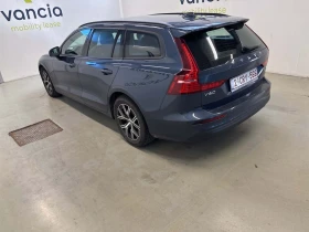 Volvo V60 2.0 B4 D MHEV ESSENTIAL NAVI LED, снимка 3