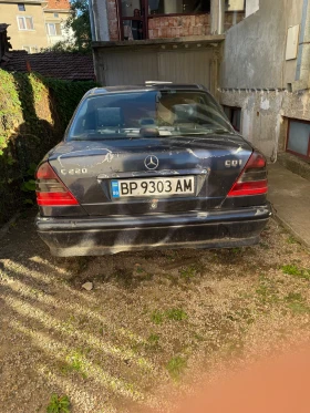 Mercedes-Benz C 220, снимка 2