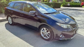 Обява за продажба на Toyota Auris ~13 800 лв. - изображение 1