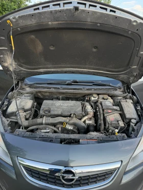 Opel Astra J - 3750 € / 7334.36 лв. - 58593891 13