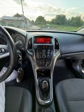 Opel Astra J - 3750 € / 7334.36 лв. - 58593891 12
