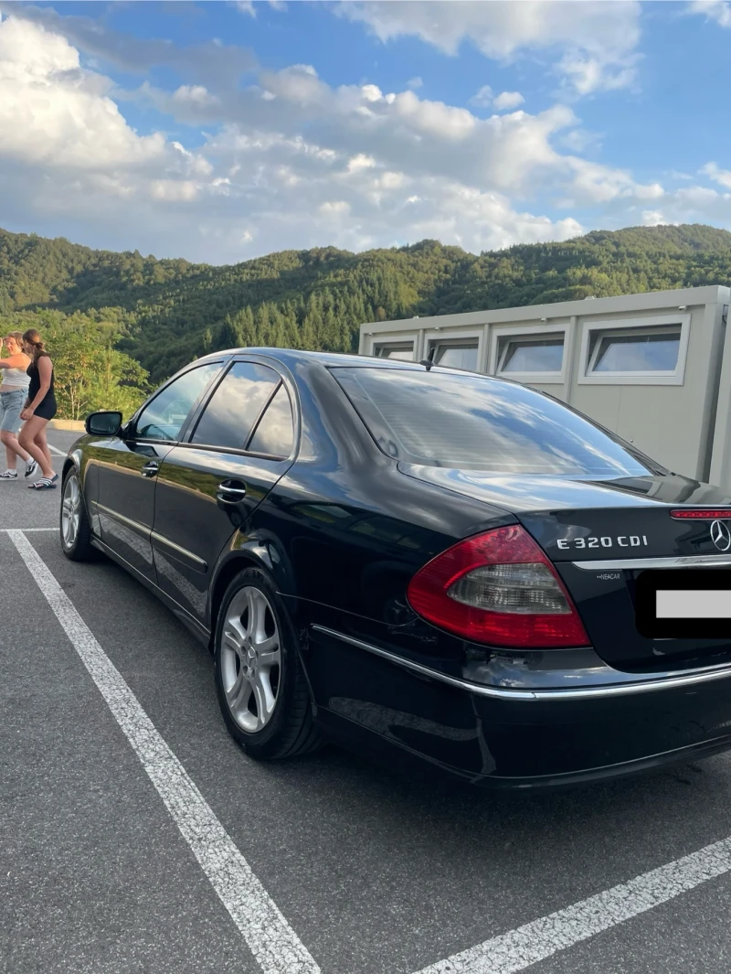 Mercedes-Benz E 320 CDI EVO, снимка 5 - Автомобили и джипове - 47174304