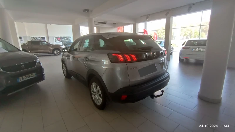 Peugeot 3008 CROSS OVER /5 ВРАТИ/ 1.2I 131k.c., снимка 5 - Автомобили и джипове - 47703740