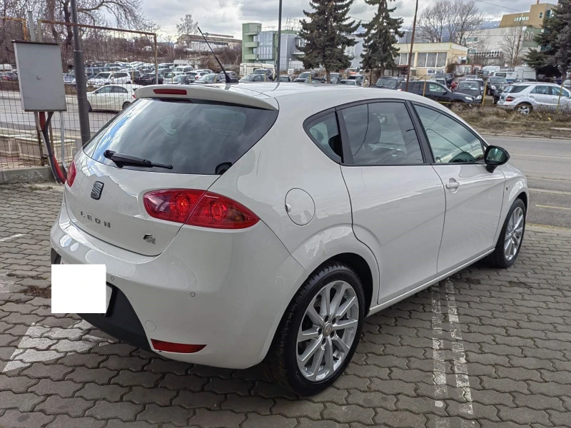 Seat Leon 1P FR 2.0TDI 6-степенно DSG, снимка 3 - Автомобили и джипове - 47856964