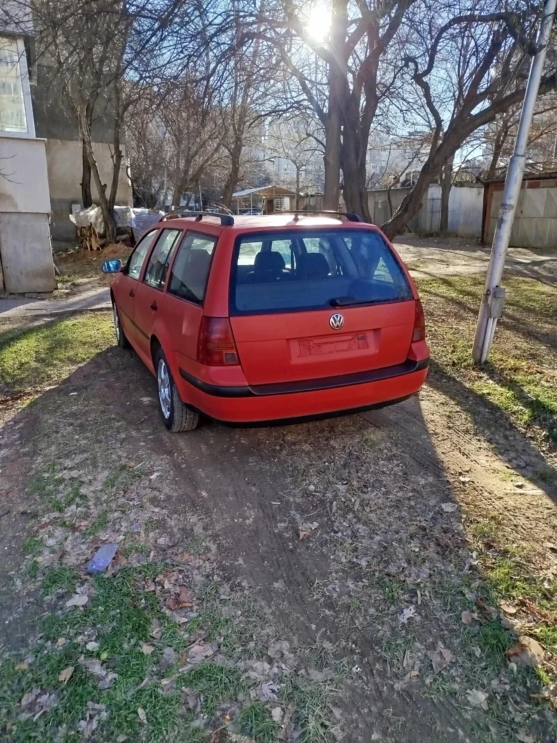 VW Golf Дизел .101кс, снимка 3 - Автомобили и джипове - 48441648