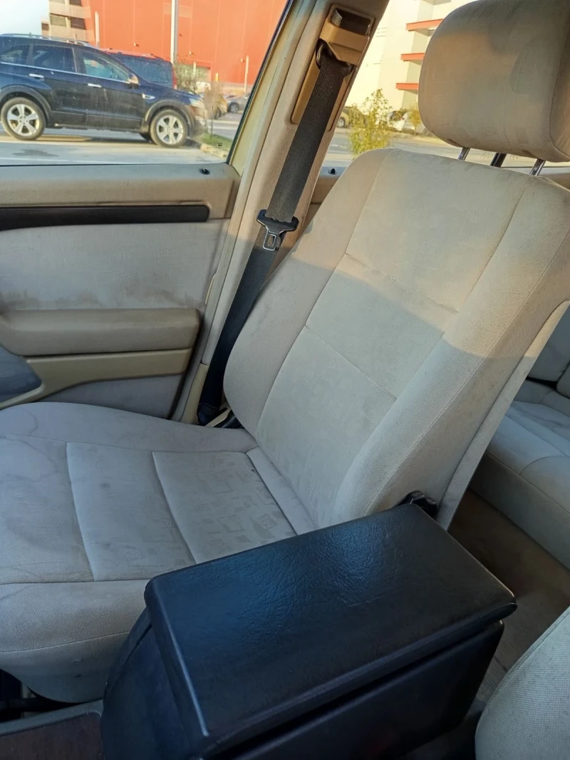 Mercedes-Benz C 200 2.0i, снимка 5 - Автомобили и джипове - 52948789