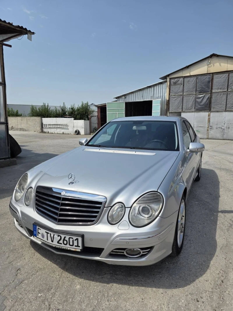 Mercedes-Benz E 280 Avangard, снимка 9 - Автомобили и джипове - 53048405