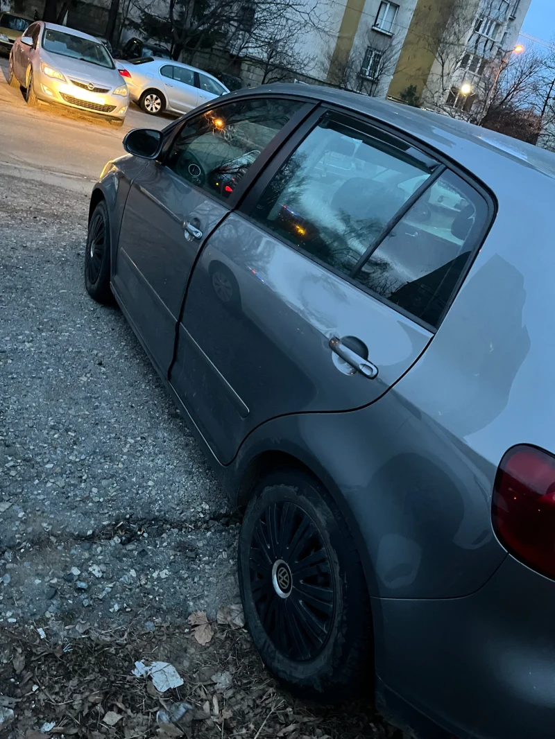 VW Golf Plus 1.9 TDI, снимка 14 - Автомобили и джипове - 53237997