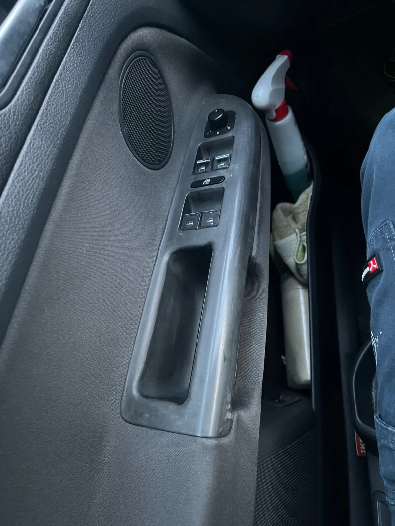 VW Golf Plus 1.9 TDI, снимка 2 - Автомобили и джипове - 53237997