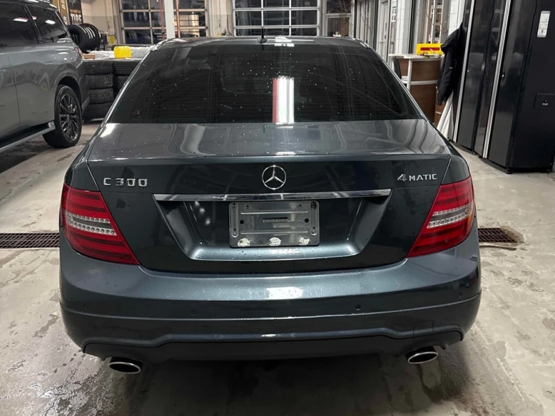 Mercedes-Benz C 300 * CARFAX * ЦЕНА ДО БГ, снимка 5 - Автомобили и джипове - 53306189
