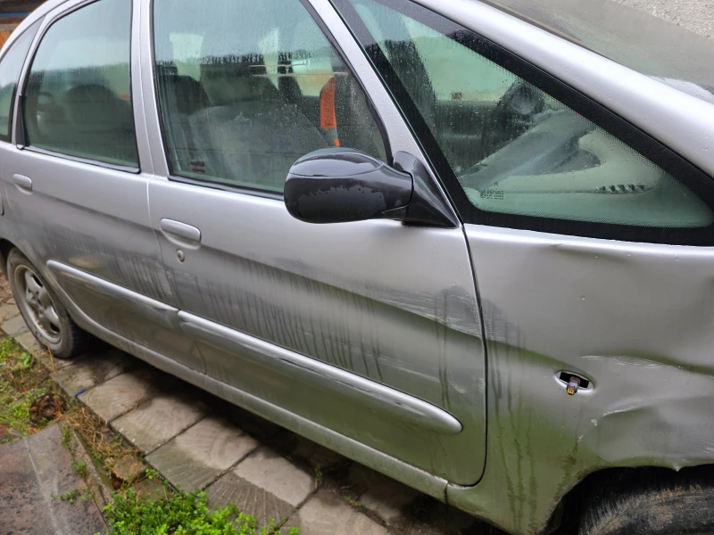 Citroen Xsara picasso 1, 6 I, снимка 7 - Автомобили и джипове - 53330001