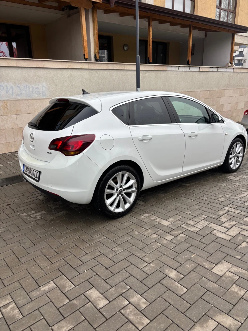 Opel Astra, снимка 5 - Автомобили и джипове - 53413651