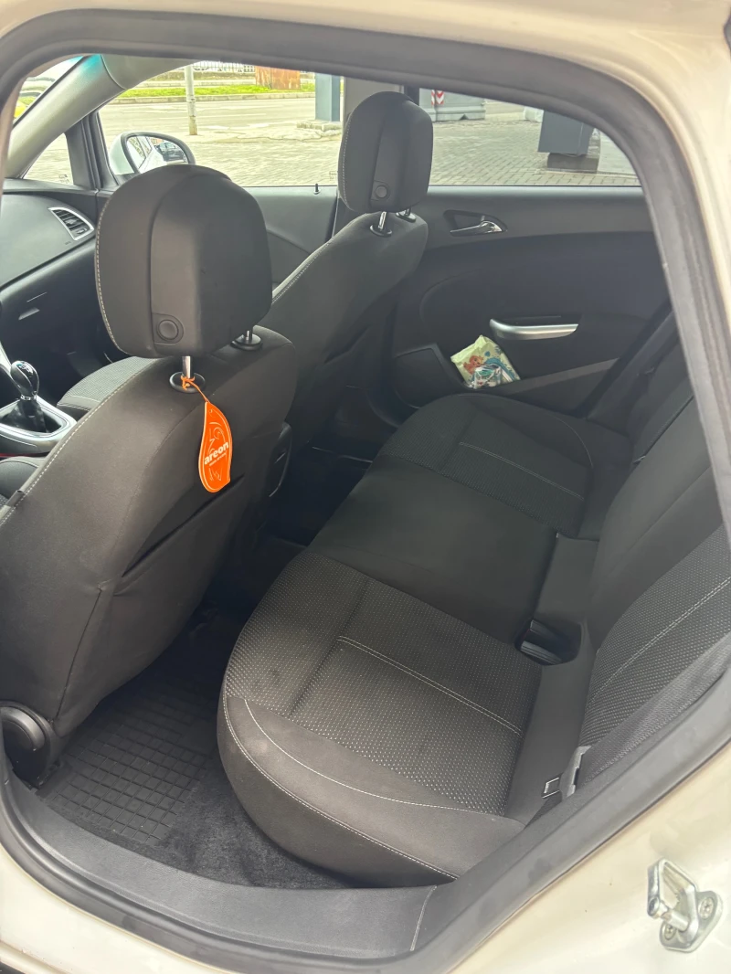 Opel Astra, снимка 7 - Автомобили и джипове - 53413651