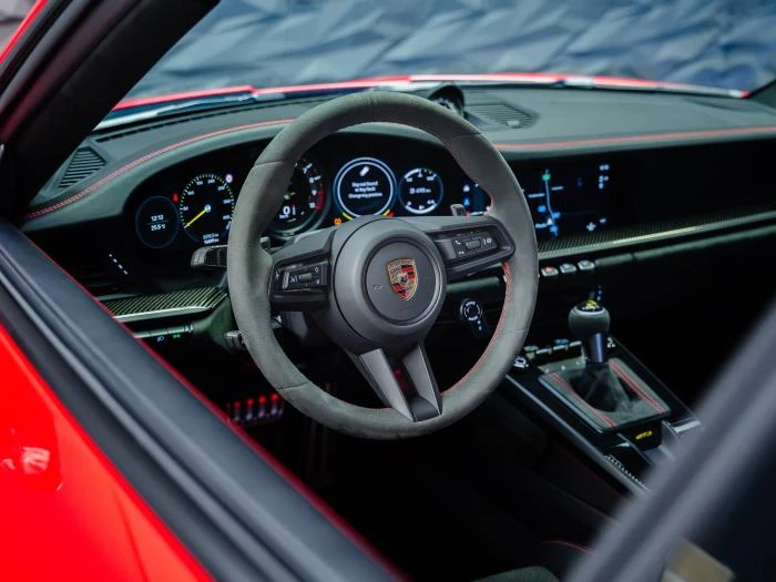 Porsche 911 992 GT3 Clubsport * CARBON* BOSE * LIFT* CAM* , снимка 13 - Автомобили и джипове - 55185929