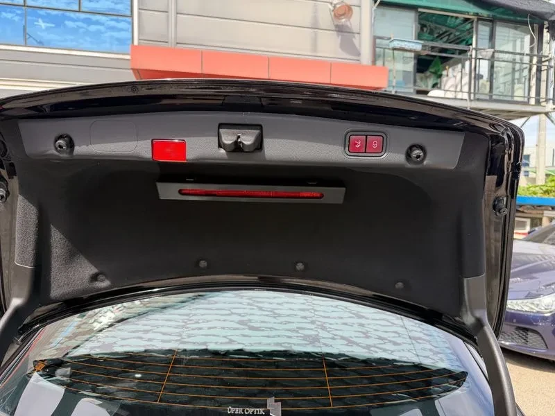 Mercedes-Benz E 300 4MATIC - САМО 30% АВАНС, снимка 6 - Автомобили и джипове - 56266492