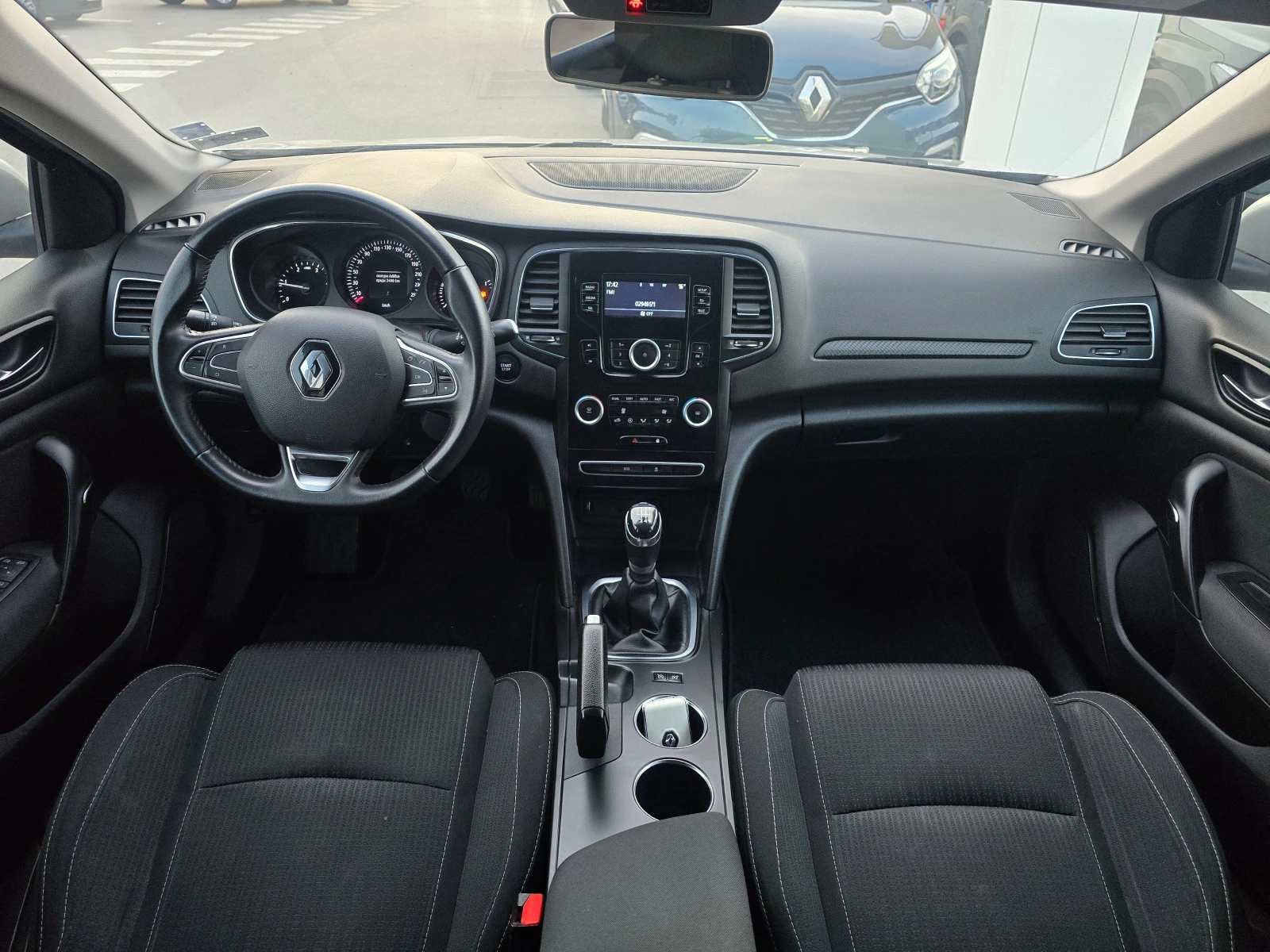 Renault Megane 1.5 dCi - изображение 8