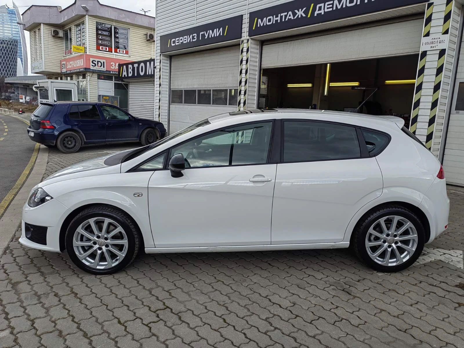 Seat Leon 1P FR 2.0TDI 6-степенно DSG - изображение 6