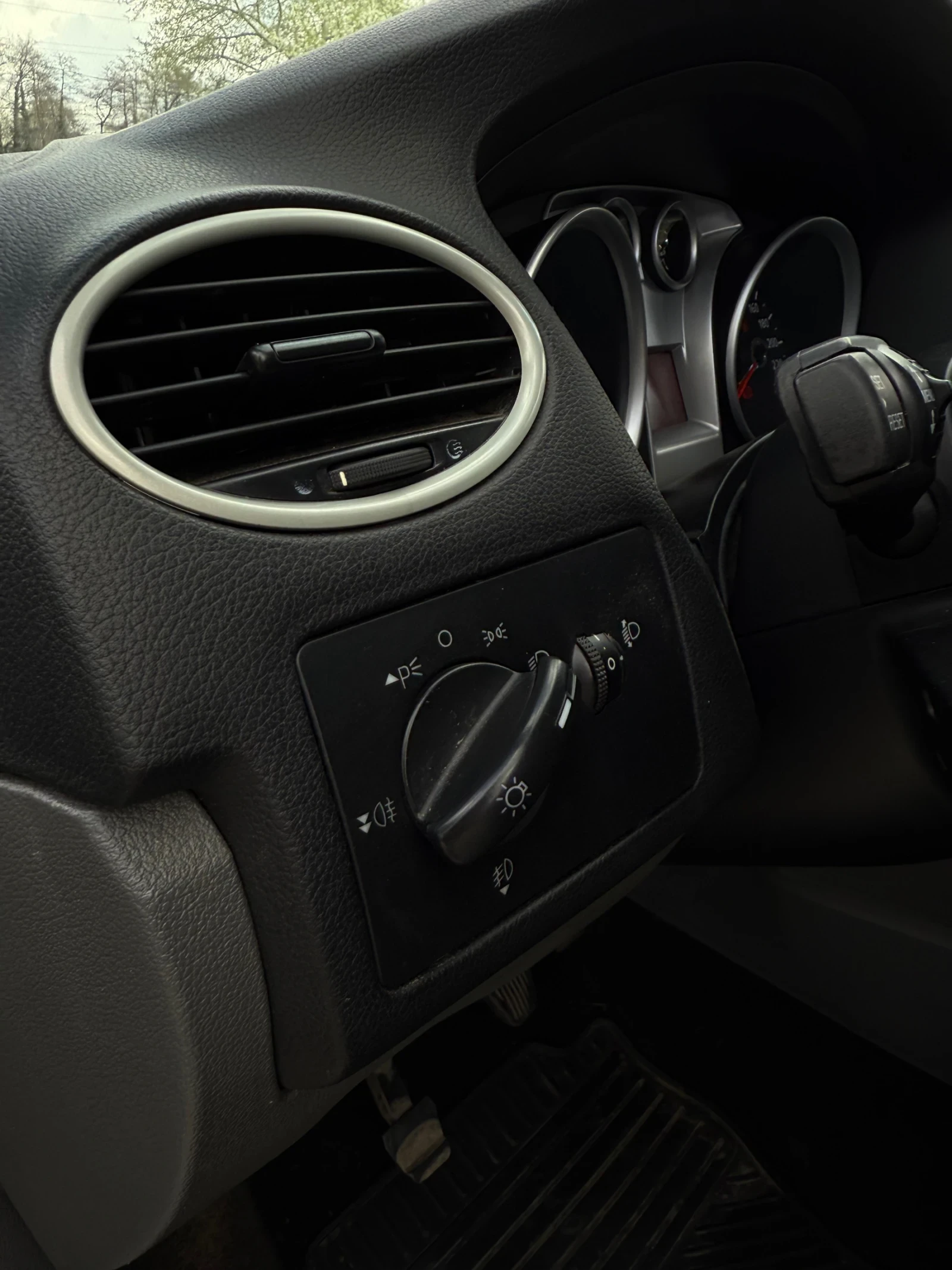 Ford Focus 1.6 tdci - изображение 9