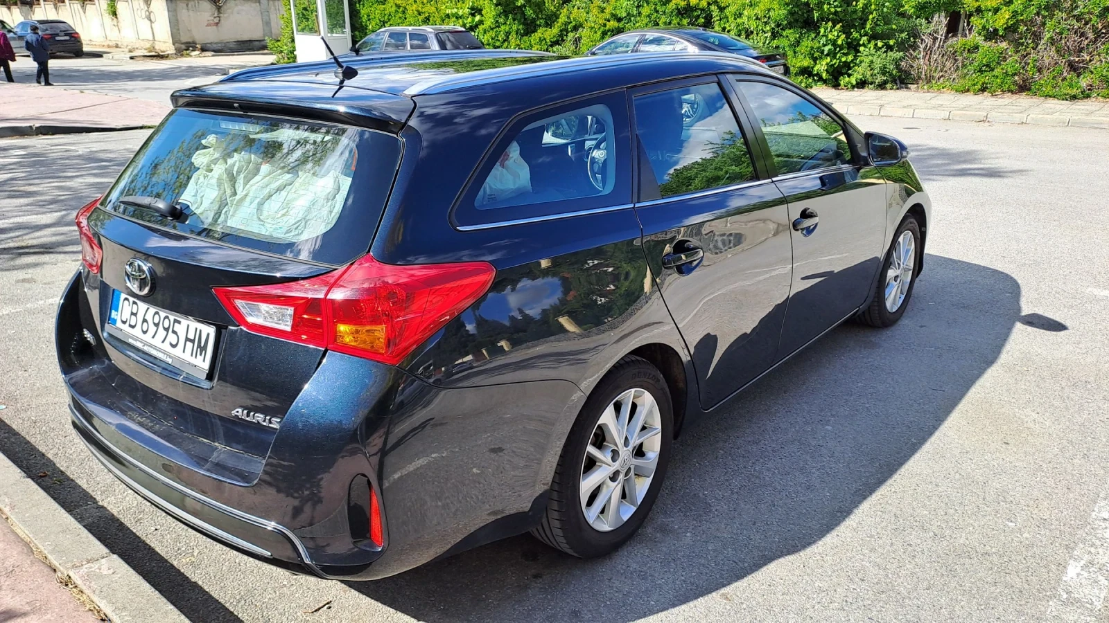 Toyota Auris  - изображение 5