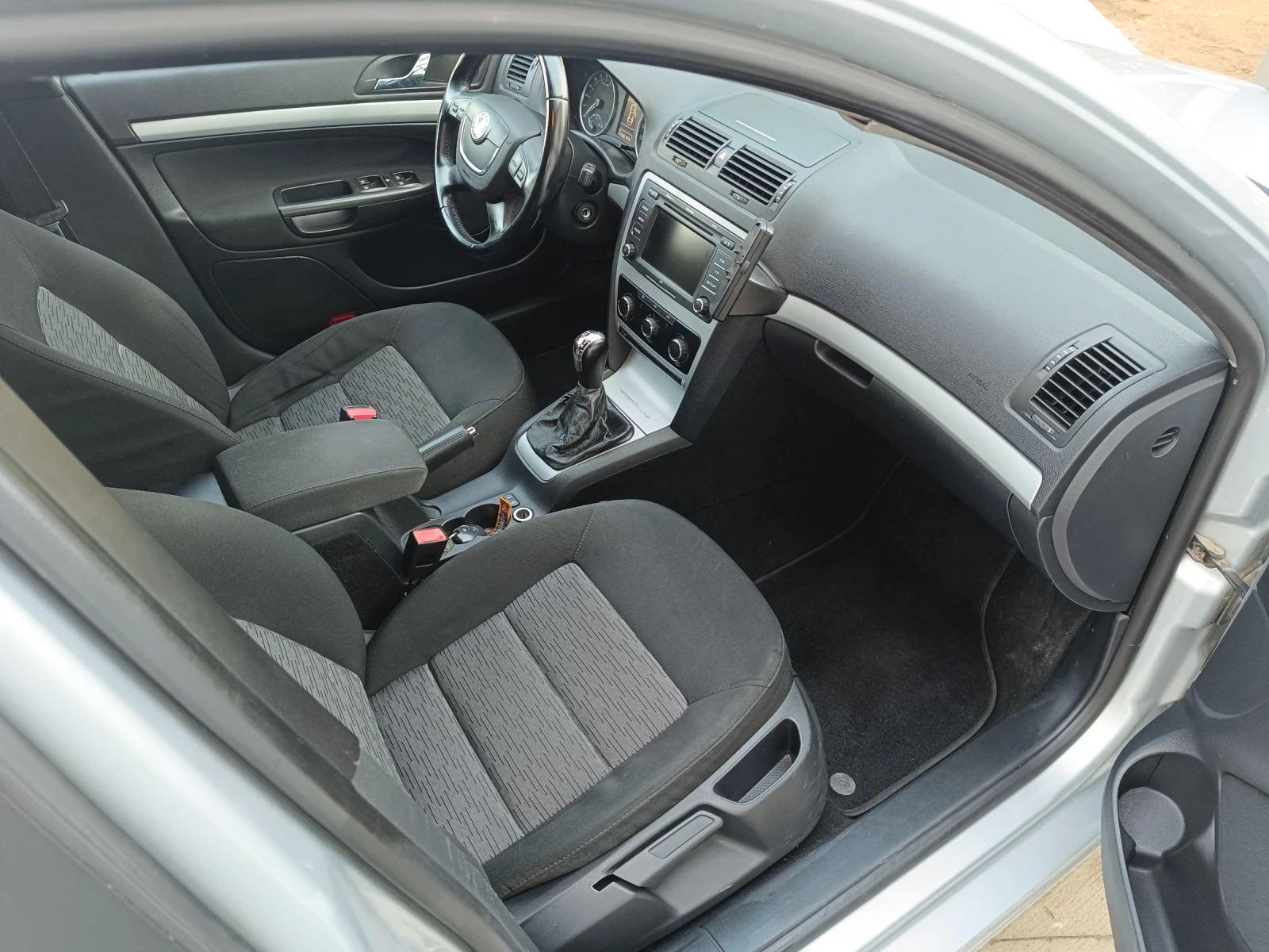 Skoda Octavia 2.0tdi - изображение 7