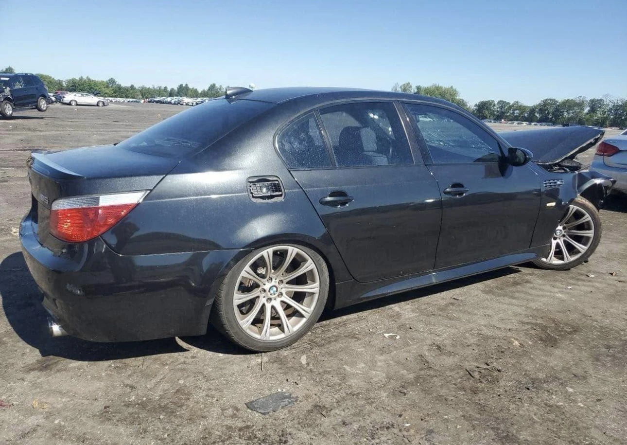 BMW M5  - изображение 6