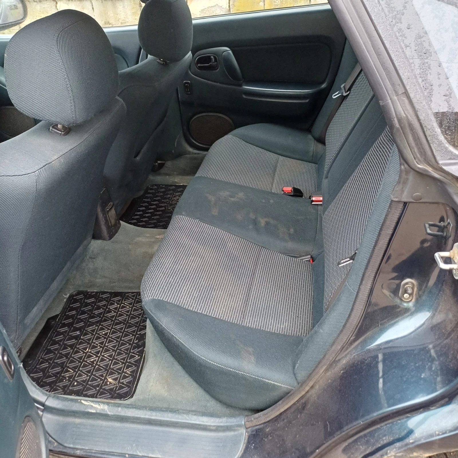 Mazda 323 1, 8 | Mobile.bg � ����������� 5