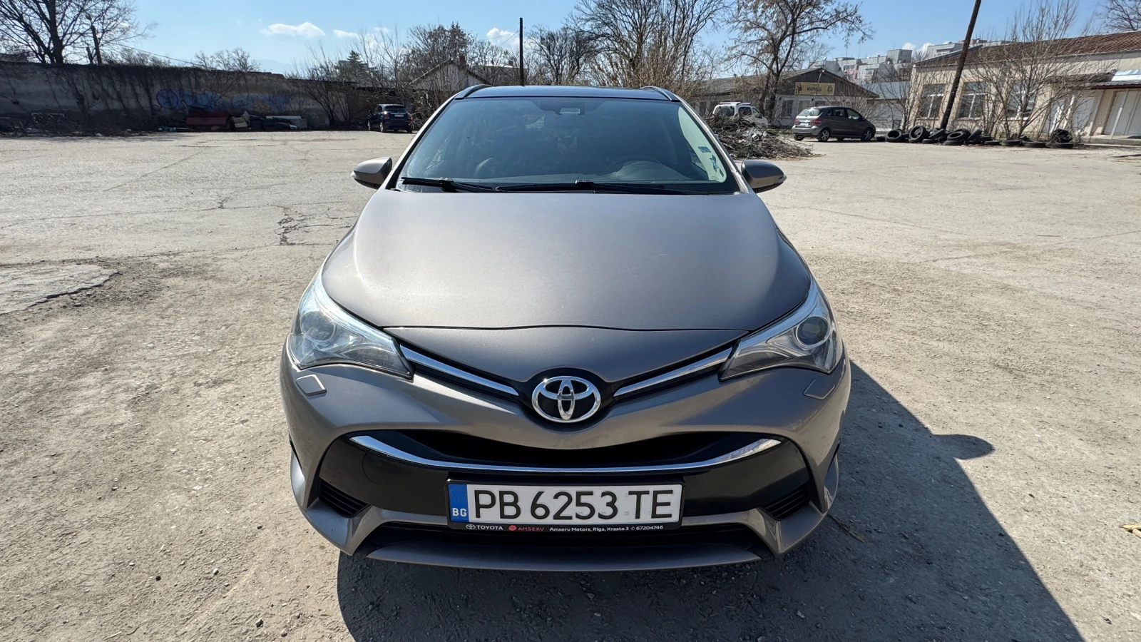 Toyota Avensis 2.0, снимка 3 - Автомобили и джипове - 53846710