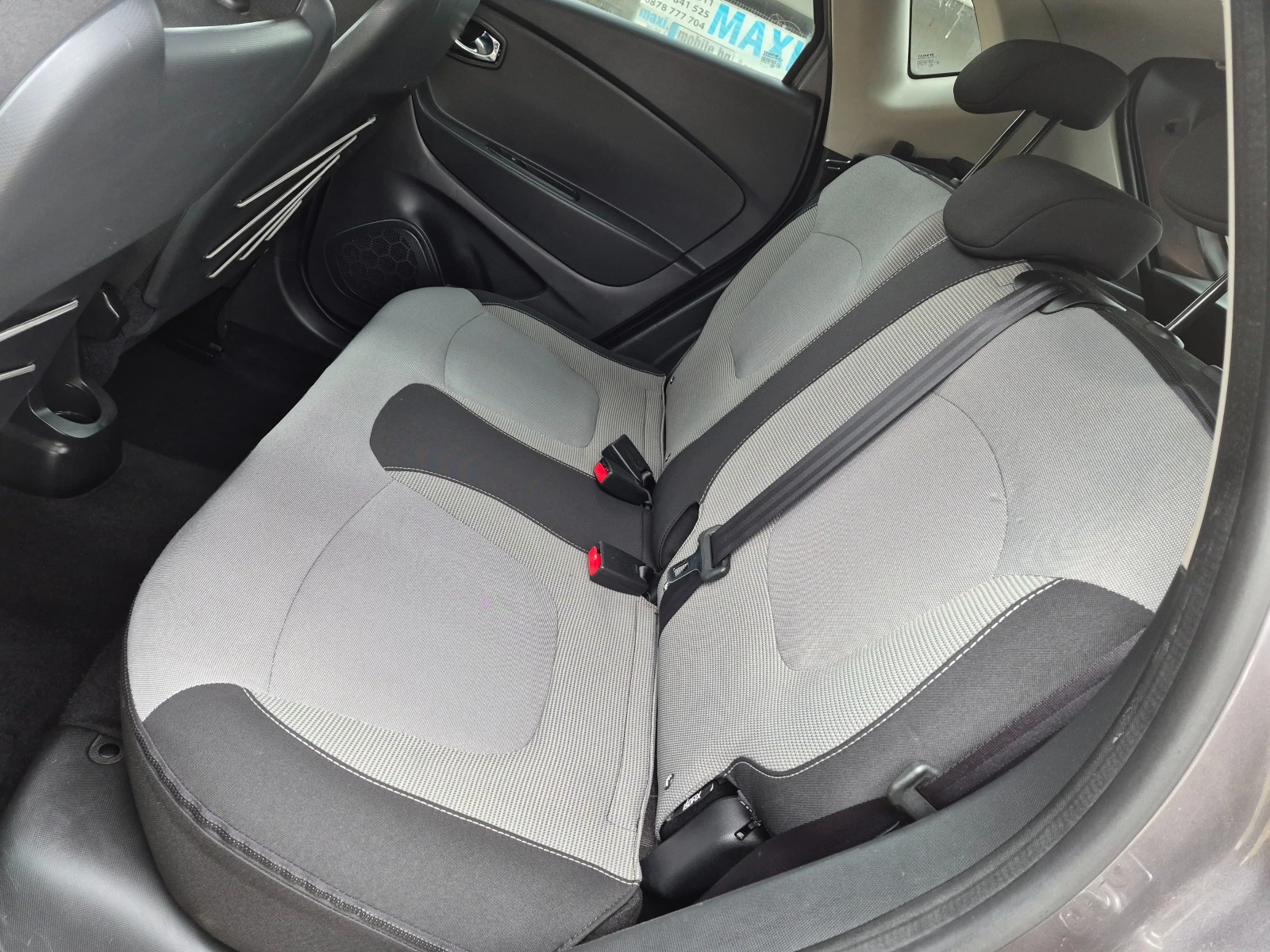 Renault Captur 1.5DCI АВТОМАТ, снимка 13 - Автомобили и джипове - 53912145