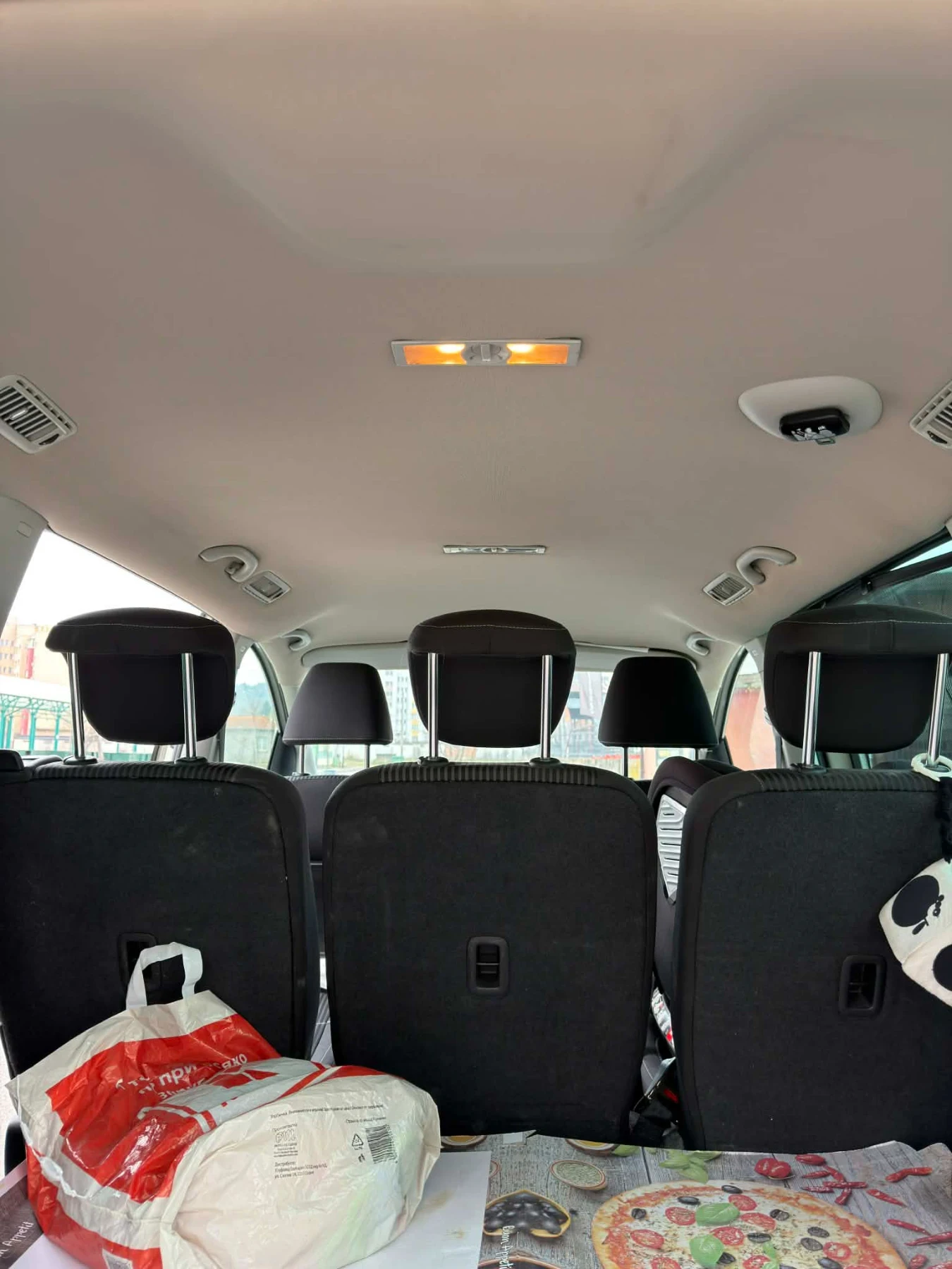 Seat Alhambra, снимка 13 - Автомобили и джипове - 54114794