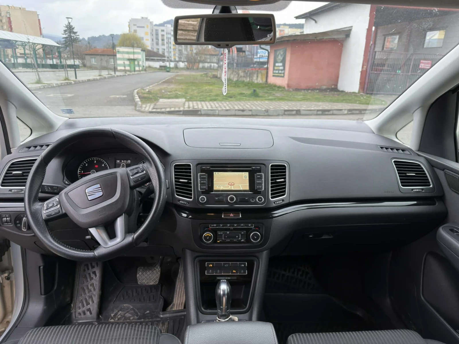 Seat Alhambra, снимка 9 - Автомобили и джипове - 54114794