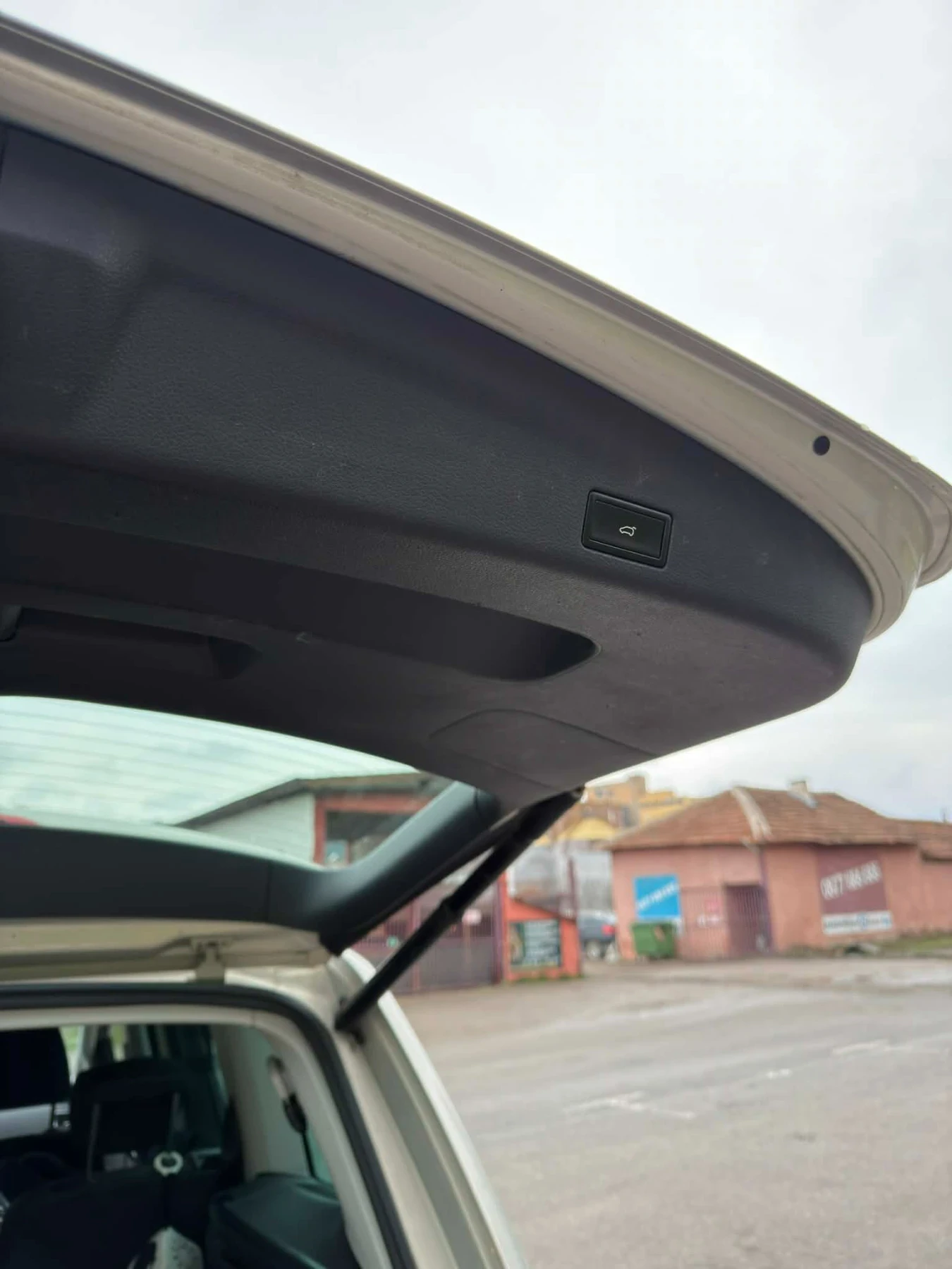 Seat Alhambra, снимка 8 - Автомобили и джипове - 54114794