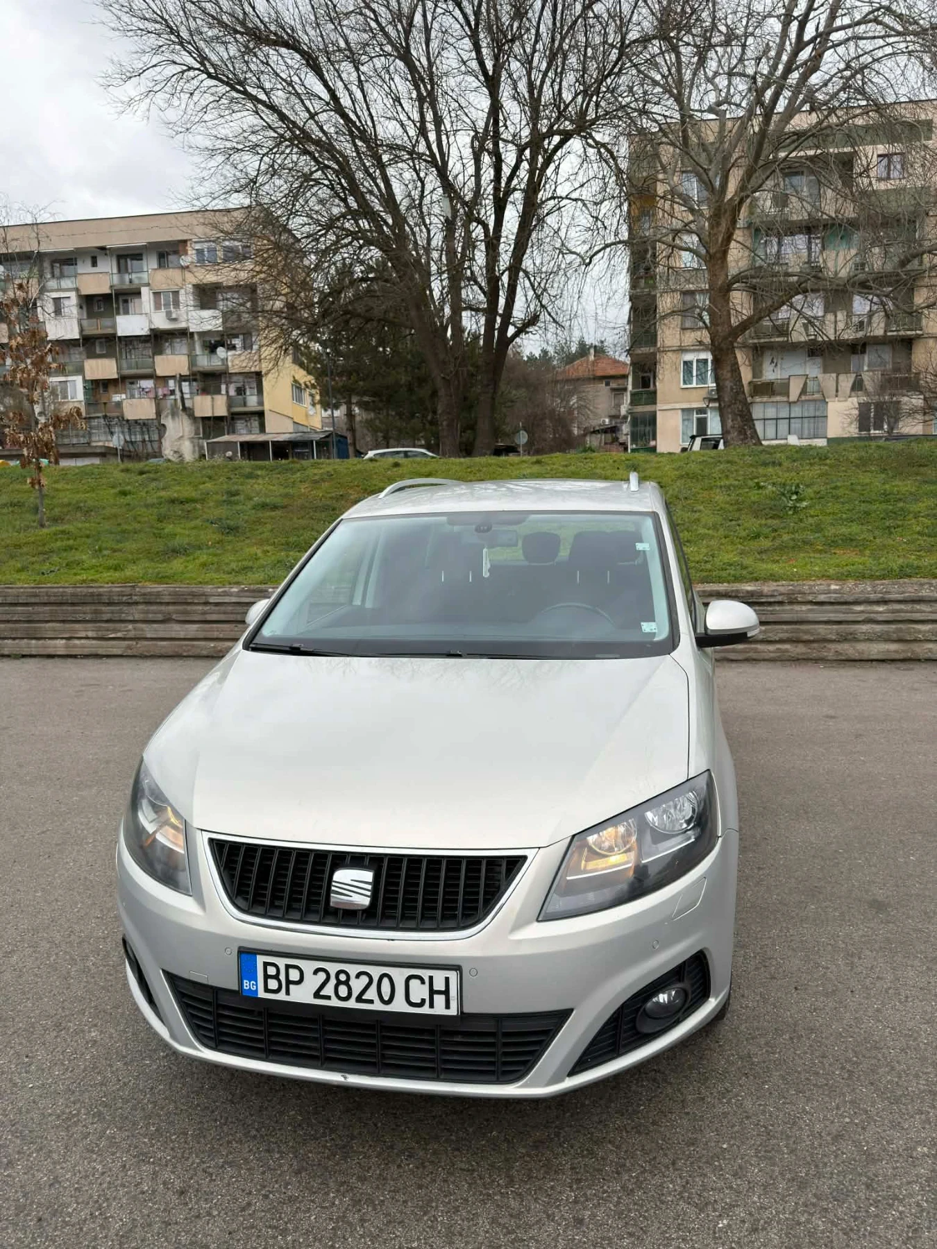 Seat Alhambra, снимка 4 - Автомобили и джипове - 54114794