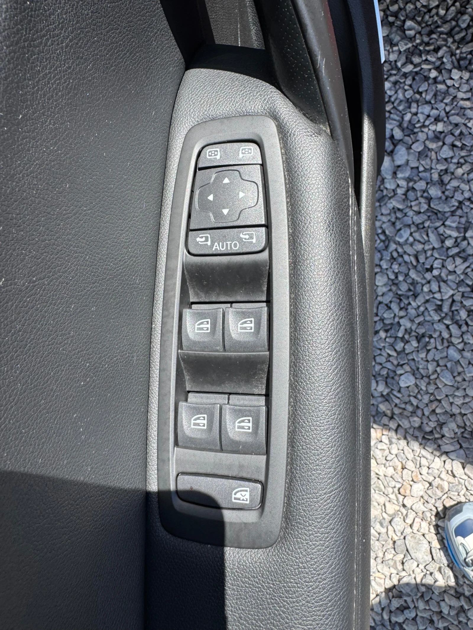 Renault Megane 1.5dCi BOSSE Автоматик , снимка 17 - Автомобили и джипове - 54719491
