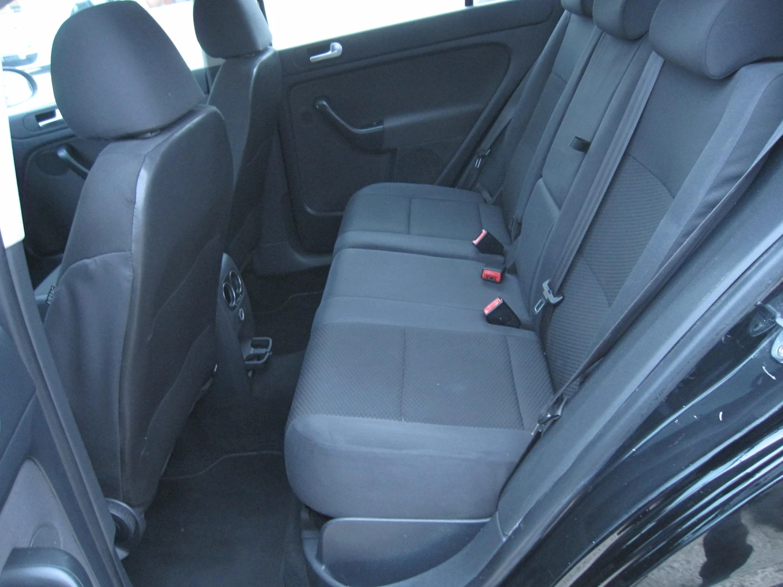 VW Golf 8V.1, 6-Газ.Инж., снимка 12 - Автомобили и джипове - 54415169