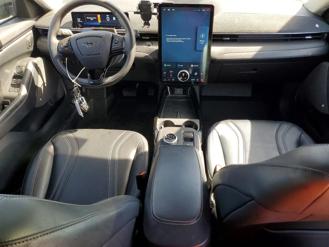 Ford Mustang Mach-E Premium, снимка 8 - Автомобили и джипове - 54556427