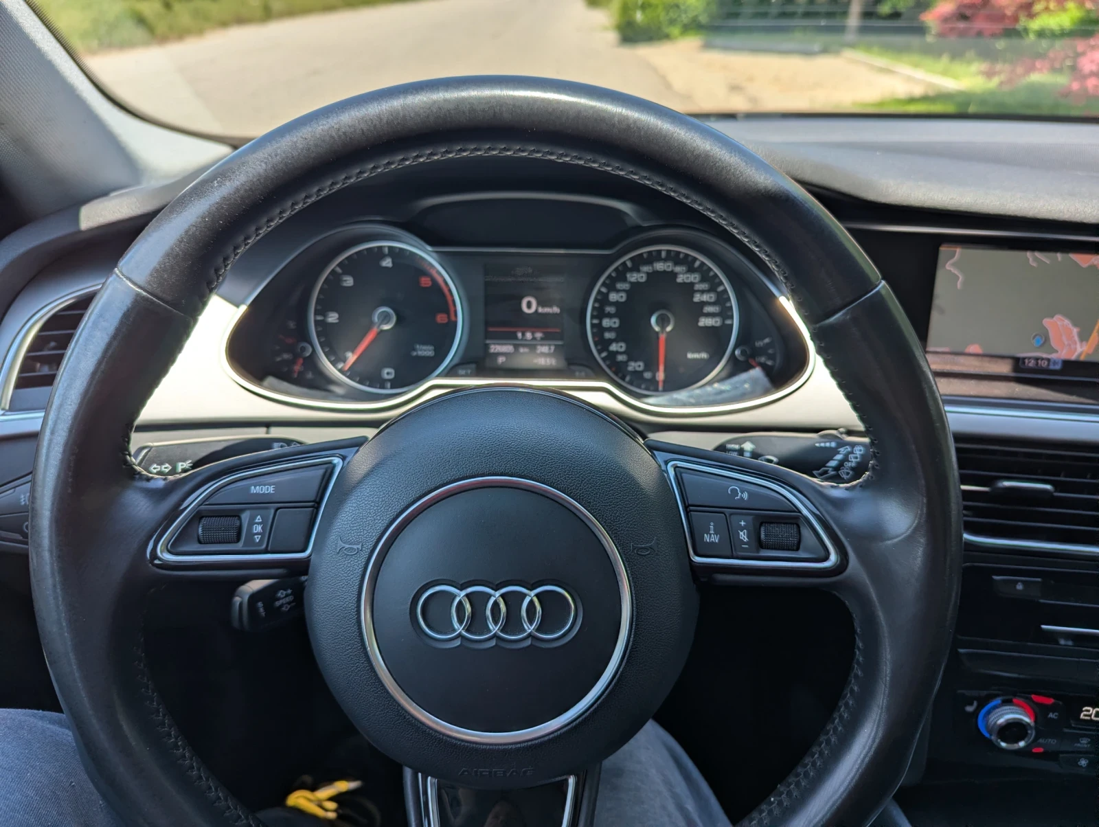 Audi A4 2.0 TDI A4 Avant Business plus-facelift, снимка 7 - Автомобили и джипове - 54566591