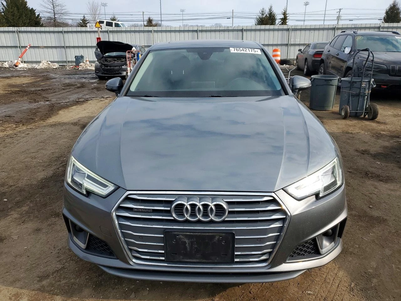 Audi A4 2.0l Premium Plus, снимка 5 - Автомобили и джипове - 54726462
