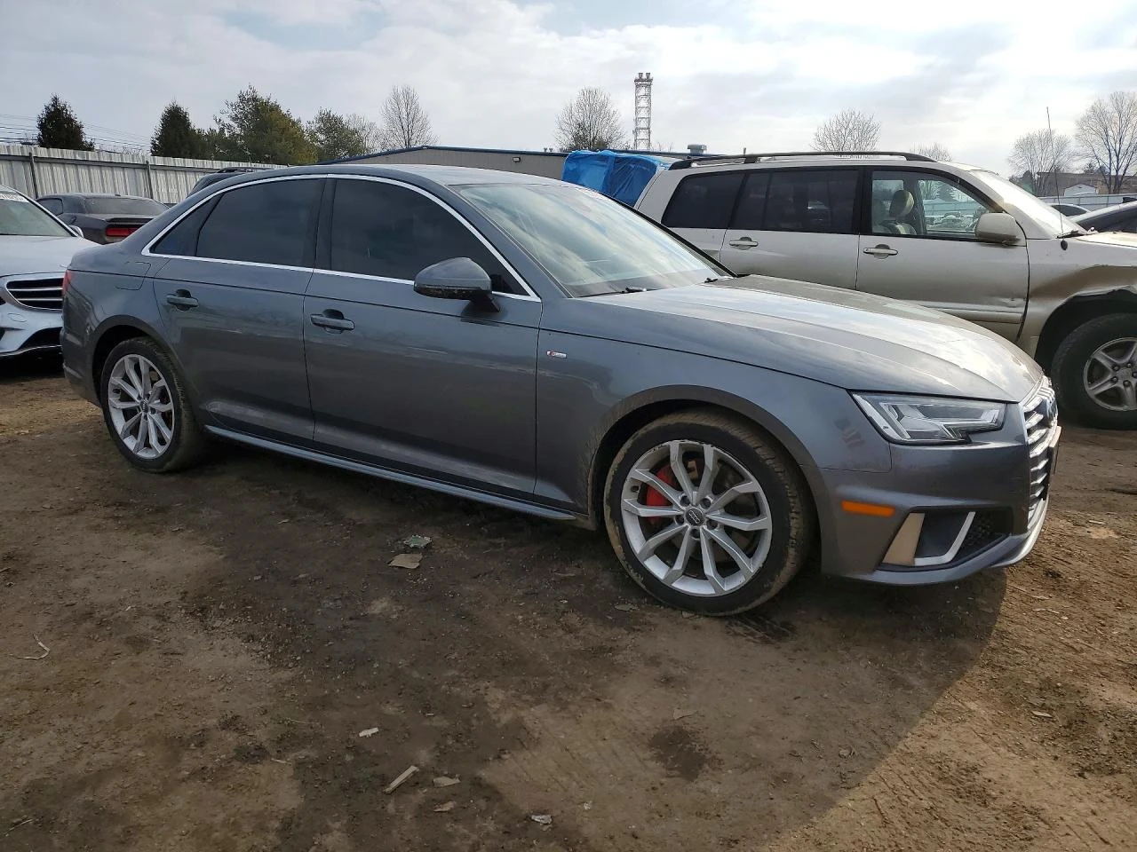 Audi A4 2.0l Premium Plus, снимка 4 - Автомобили и джипове - 54726462