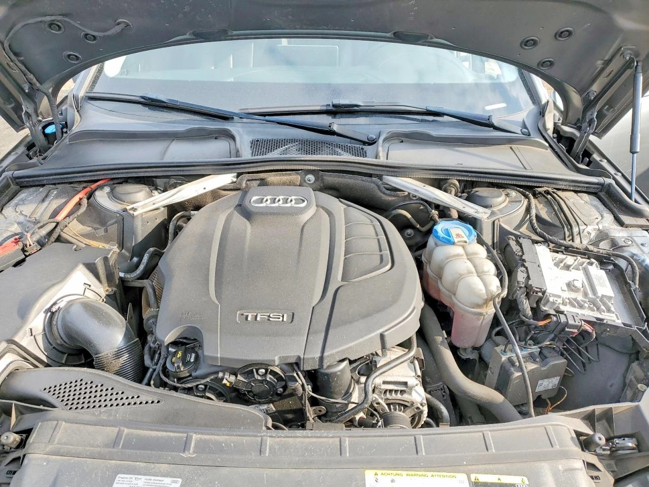 Audi A4 2.0l Premium Plus, снимка 11 - Автомобили и джипове - 54726462
