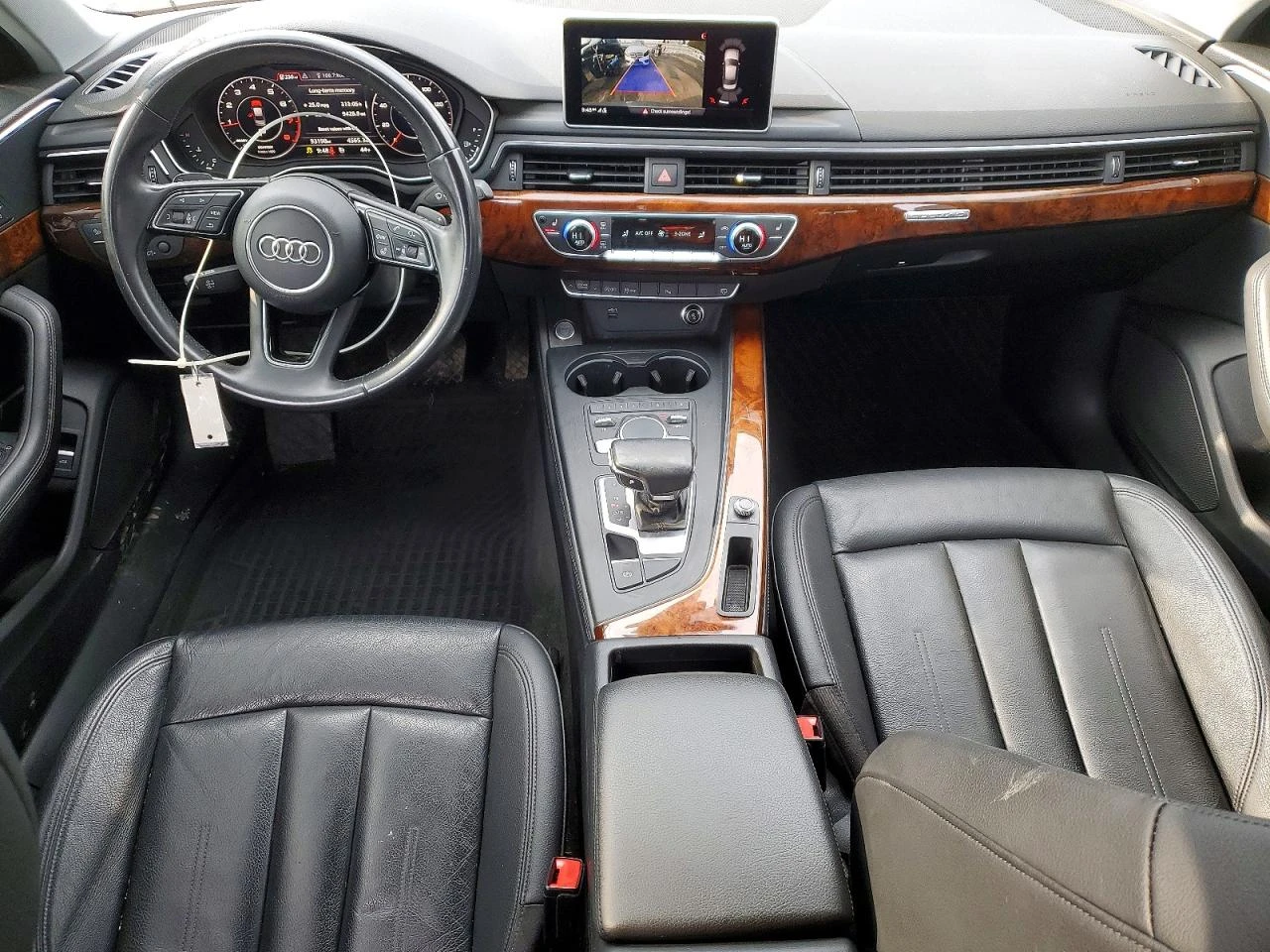 Audi A4 2.0l Premium Plus, снимка 8 - Автомобили и джипове - 54726462
