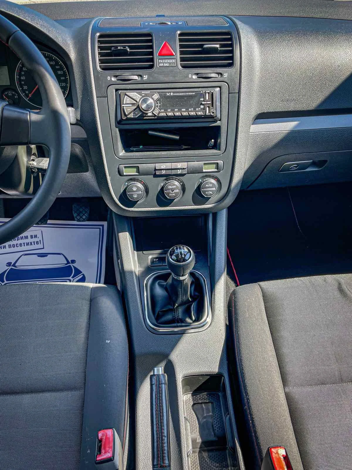 VW Golf, снимка 9 - Автомобили и джипове - 54782461