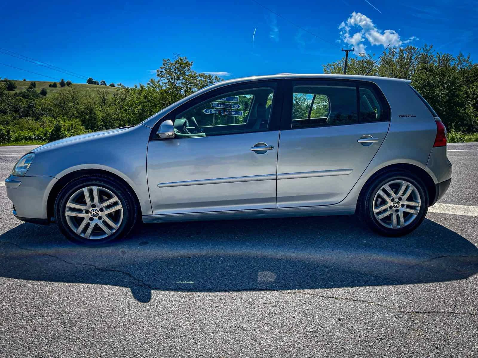 VW Golf, снимка 3 - Автомобили и джипове - 54782461