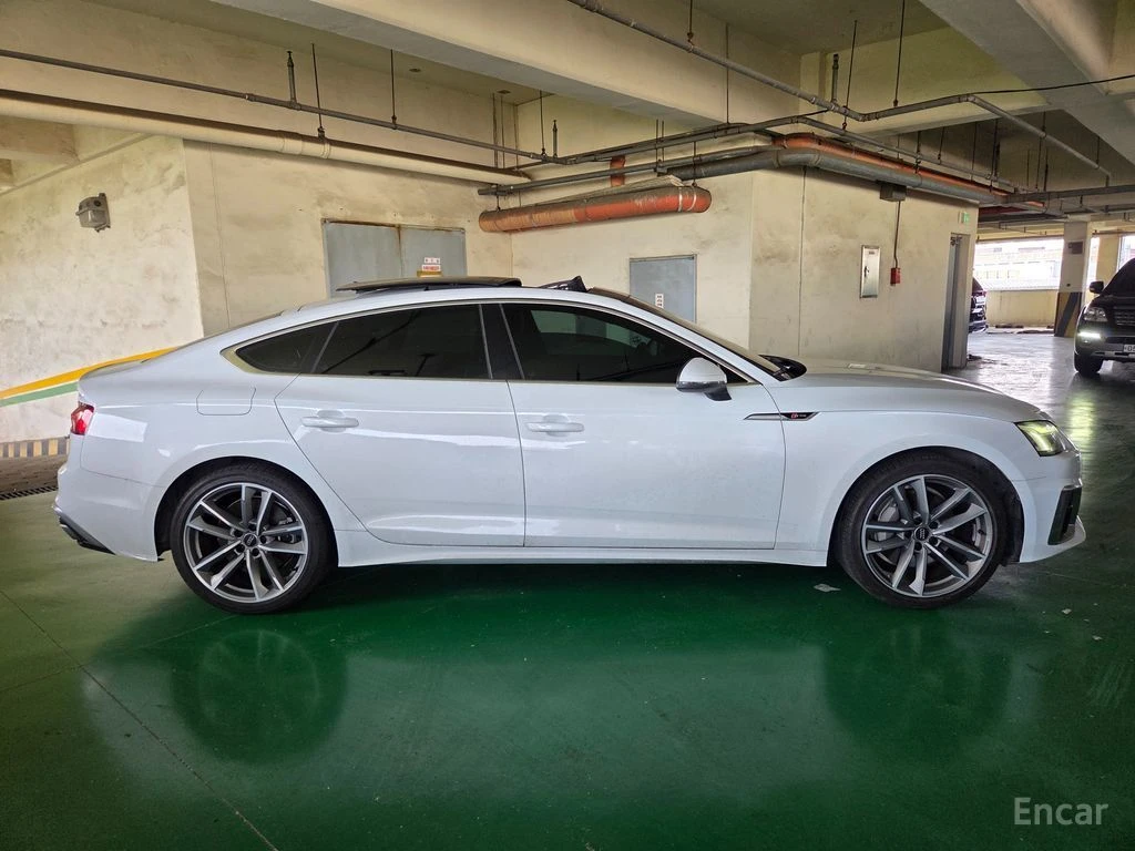 Audi A5 45TFSI* MATRIX* S* LINE* ОБДУХВАНЕ* ХЕДЪП* LANE* A, снимка 2 - Автомобили и джипове - 54852480