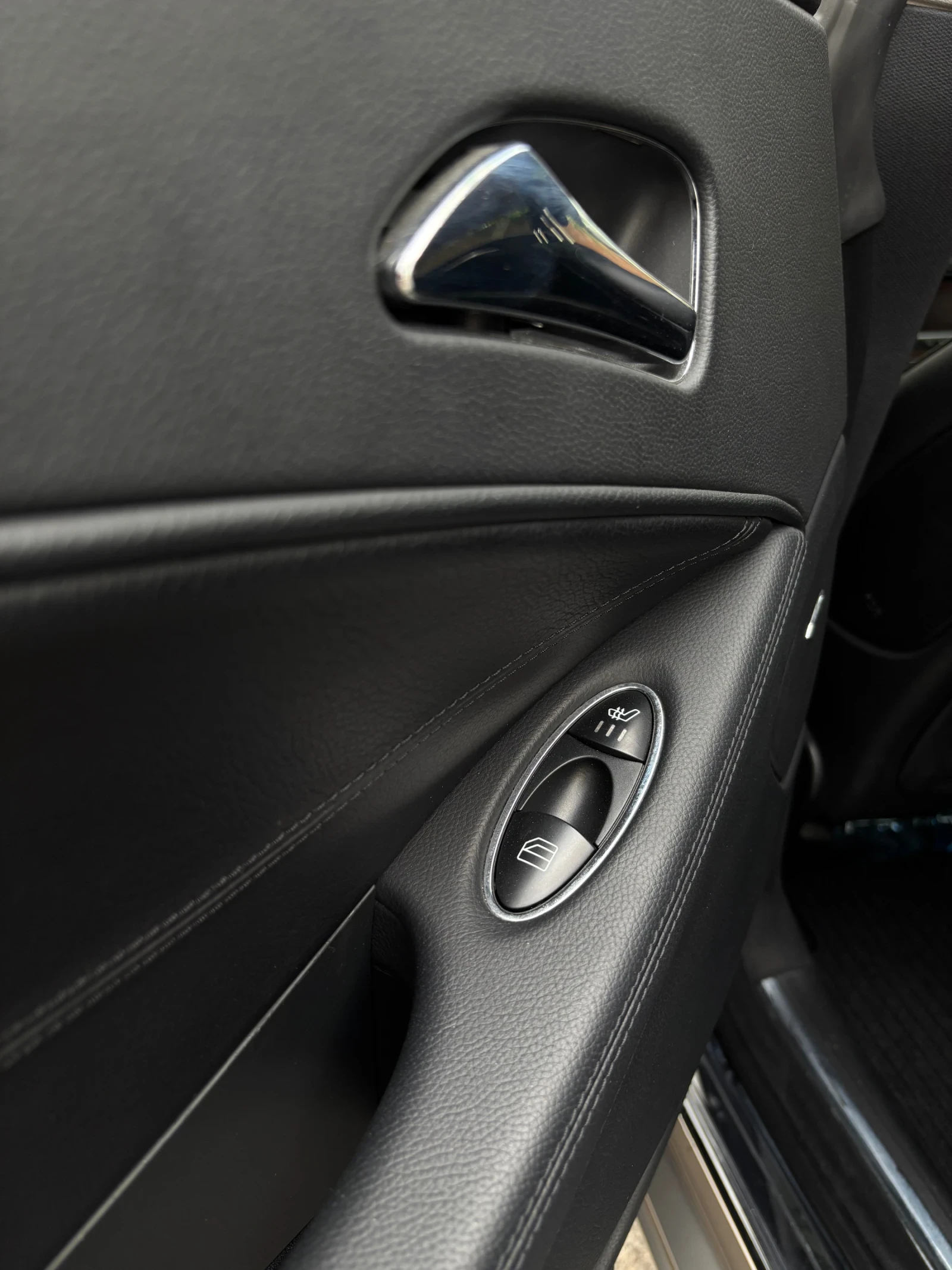 Mercedes-Benz CLS 350, снимка 9 - Автомобили и джипове - 54999824