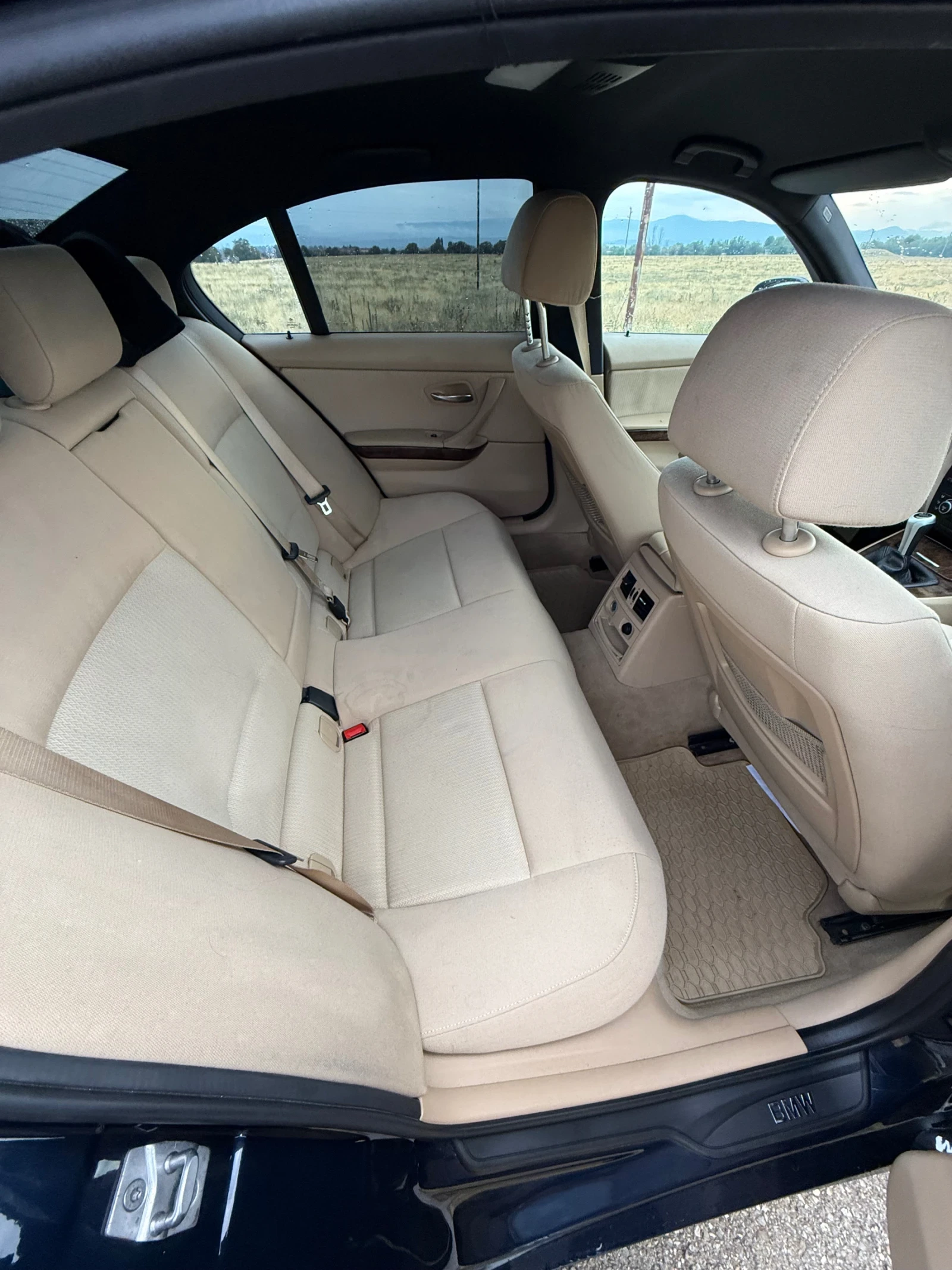 BMW 320 2.0, снимка 8 - Автомобили и джипове - 55251348
