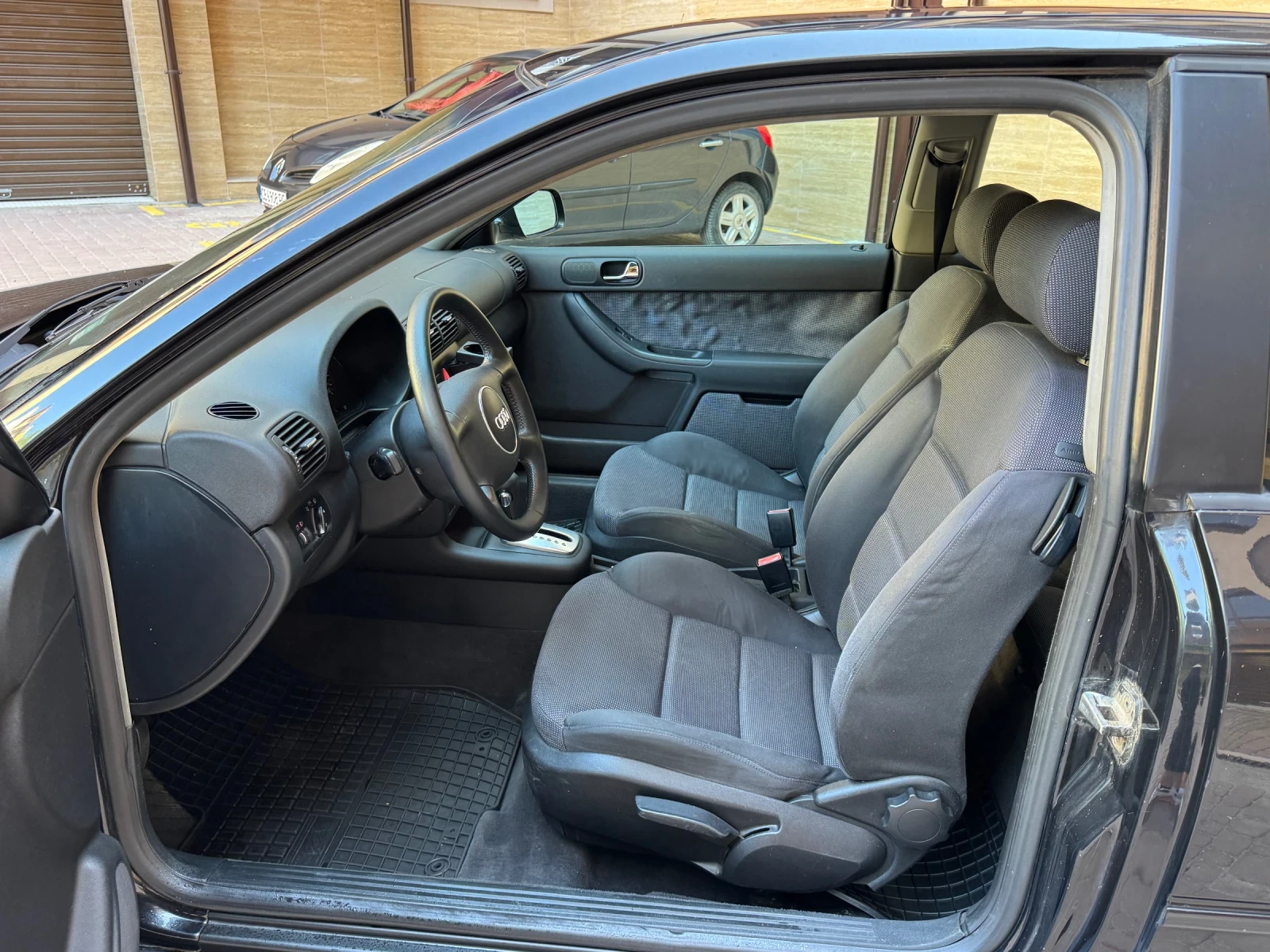 Audi A3 АВТОМАТИК!, снимка 8 - Автомобили и джипове - 55495191