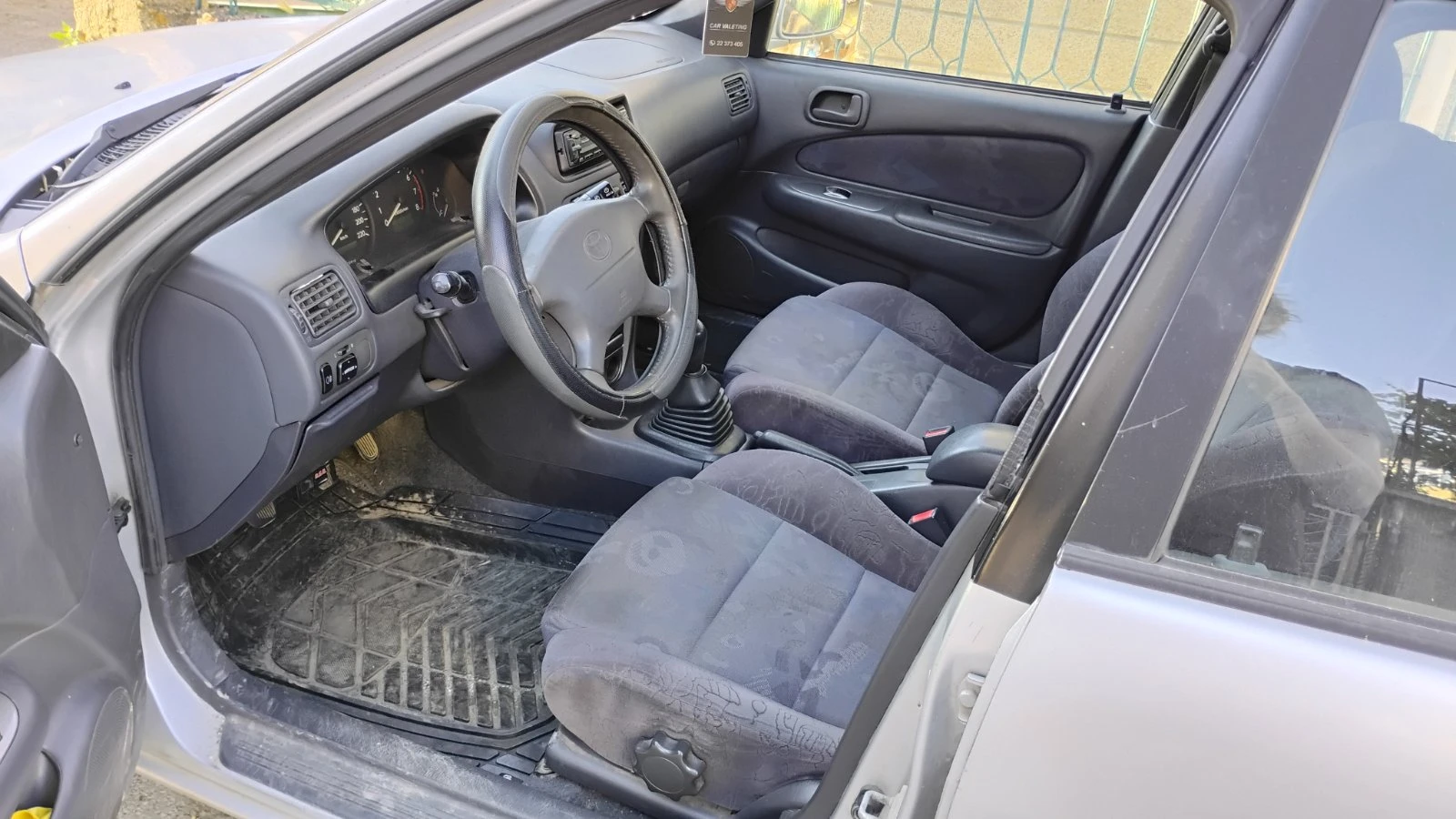 Toyota Corolla 1.6, 110 к.с., бензин + газ, снимка 9 - Автомобили и джипове - 55626743