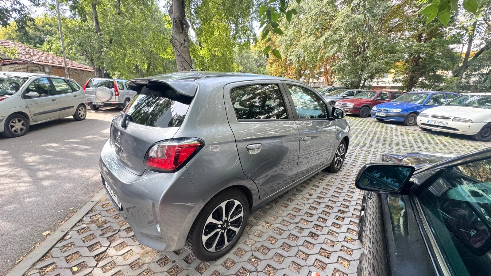 Mitsubishi Space star 1.2 MIVEC 71 к.с., снимка 10 - Автомобили и джипове - 55877567