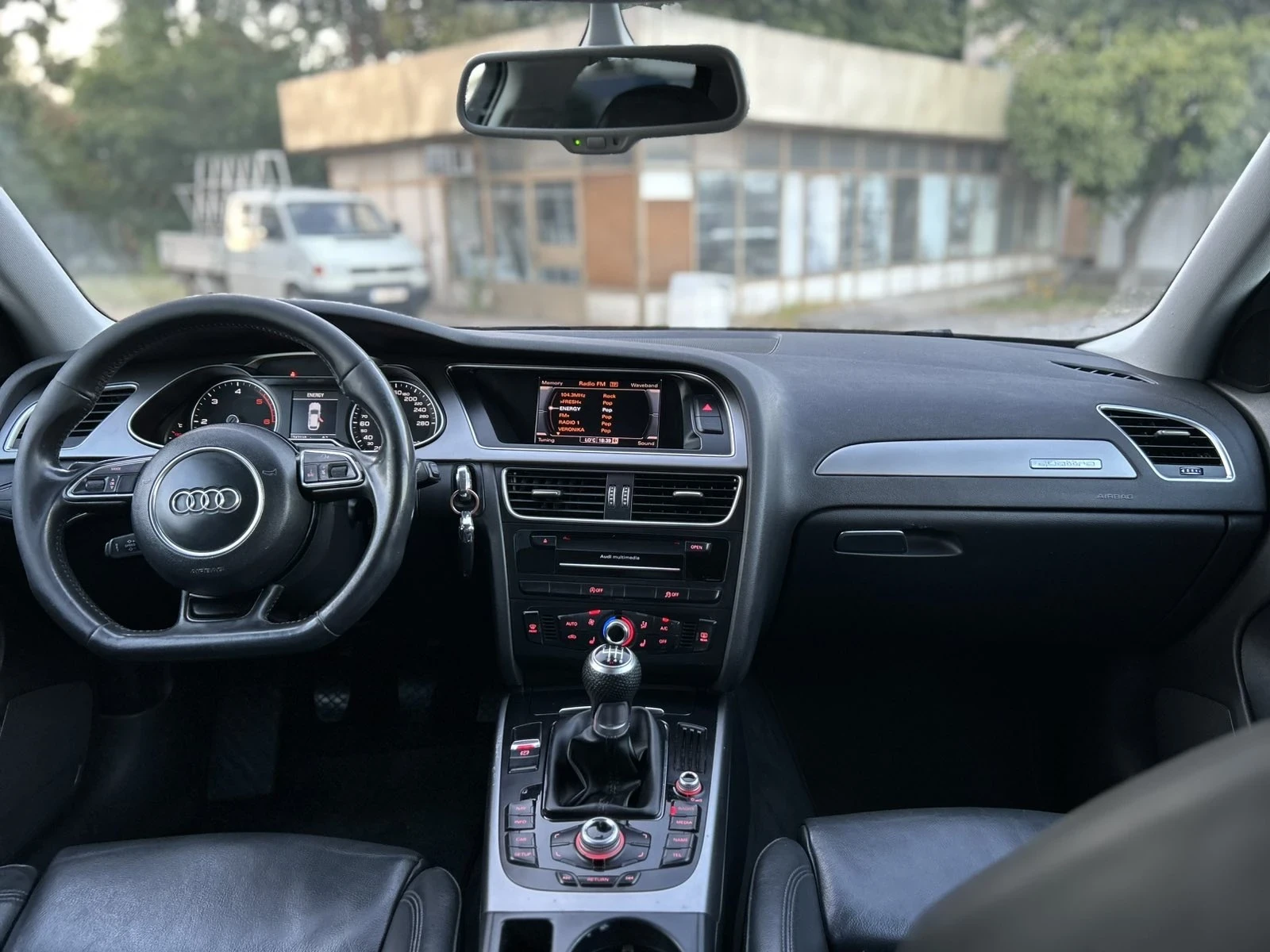 Audi A4 Allroad 2.0 TDI FACELIFT , снимка 10 - Автомобили и джипове - 55891313